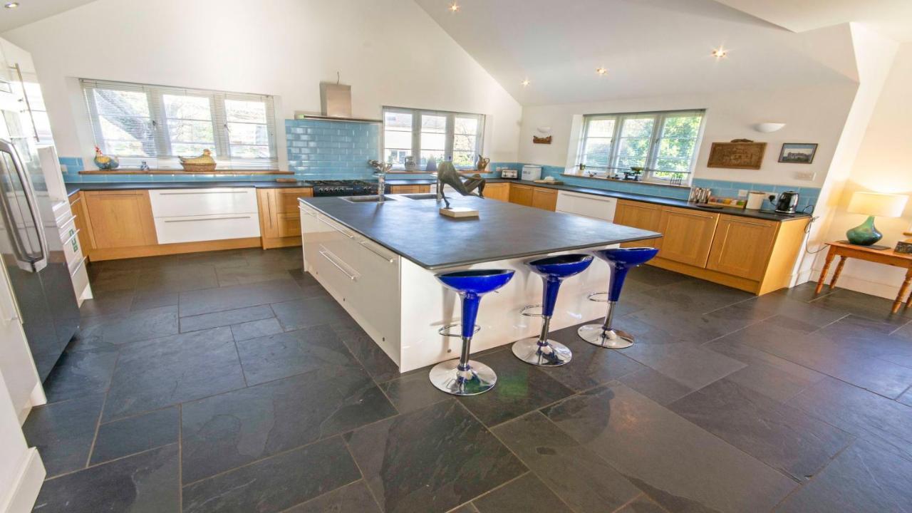 Crowborough Farm - Impressive & Sophisicated Home Surrounded By Unspoilt Countryside In Georgeham - Dog Friendly, Sleeps 14 Kültér fotó
